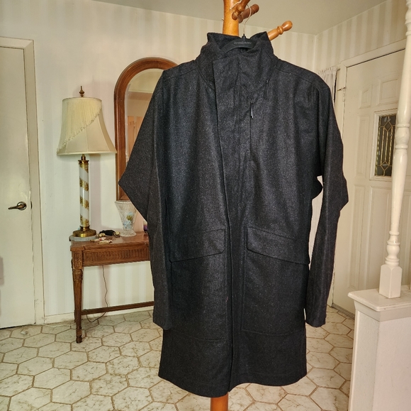 Lululemon Lab Parka With Hiden Hood Jacket - Picture 6 of 10